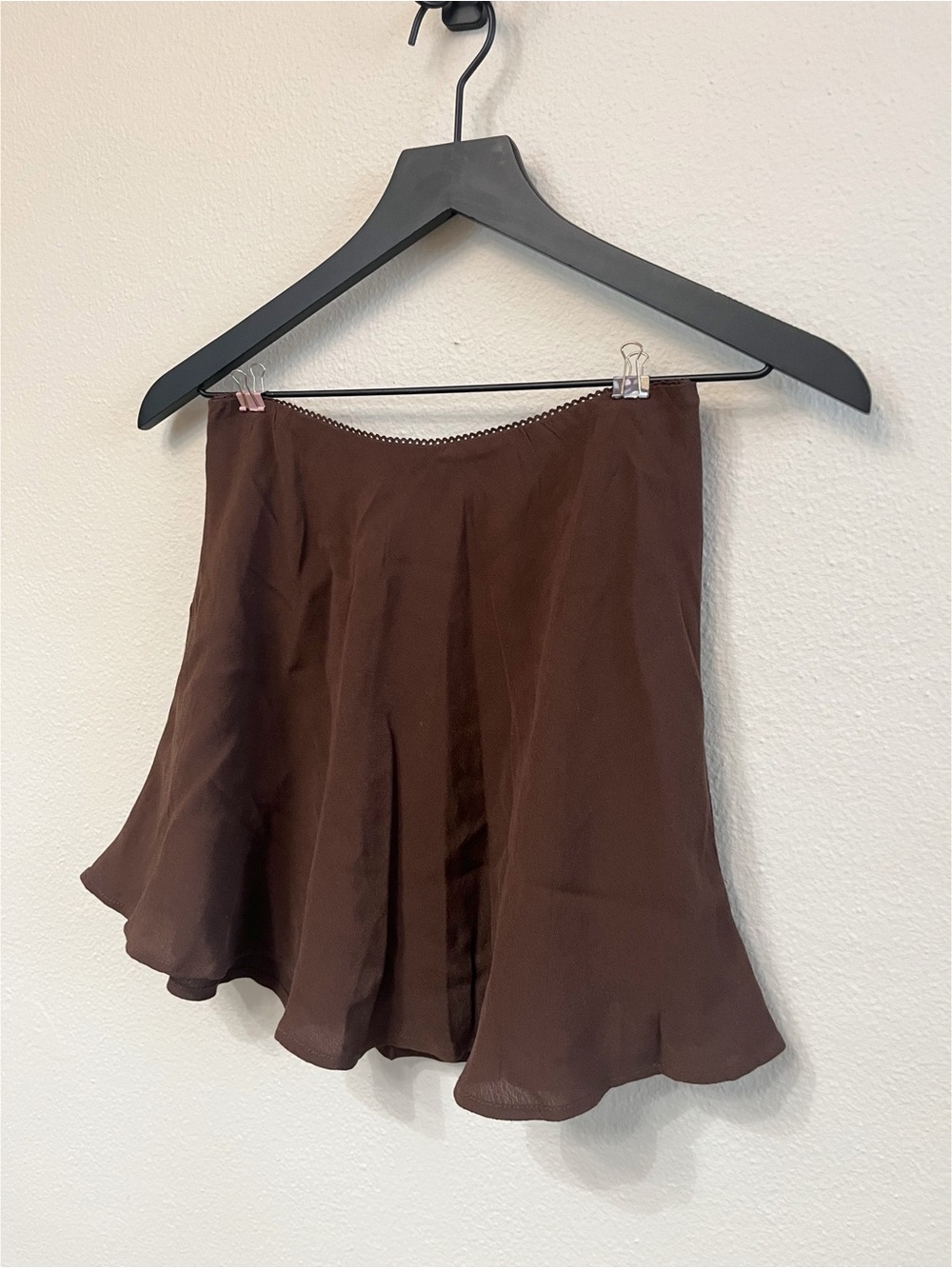american eagle • flowy mini skirt